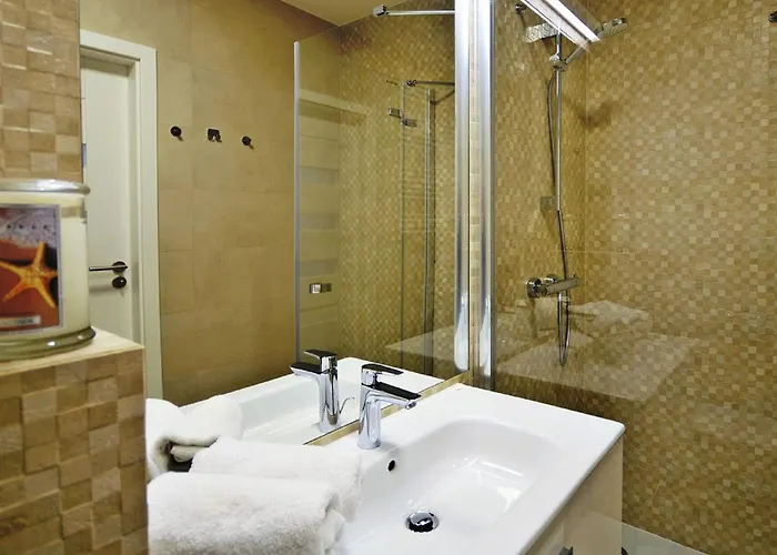 B 402 By Interhome アパート コウォブジェク